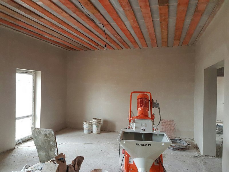 Штукатурка квартиры механизированным способом